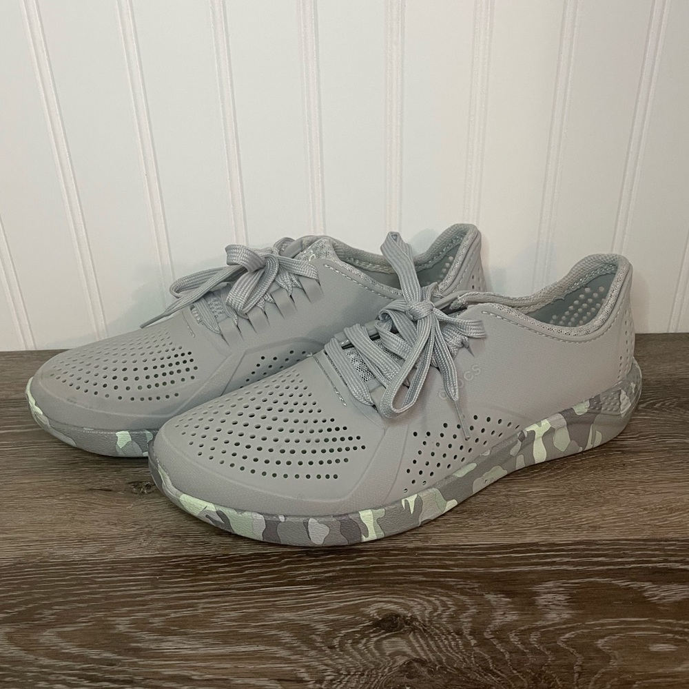 Crocs LiteRide Pacer Grey & Green Camo Size 10